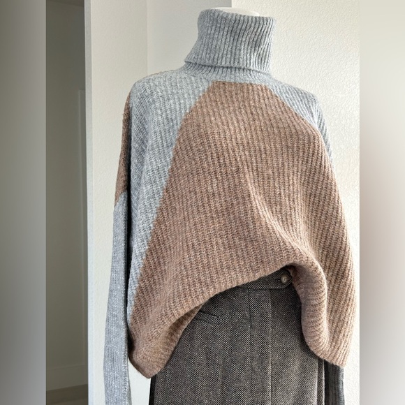 Venus Geometric Color Block Turtleneck Sweater Womens Size Medium - Picture 1 of 11